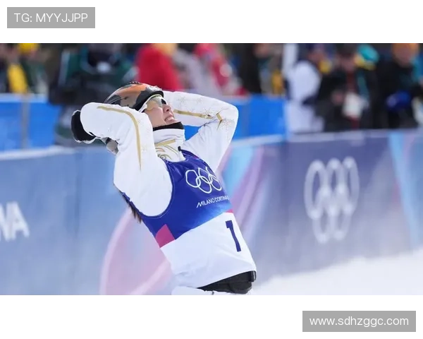 冬奥女子空中技巧四人进决赛