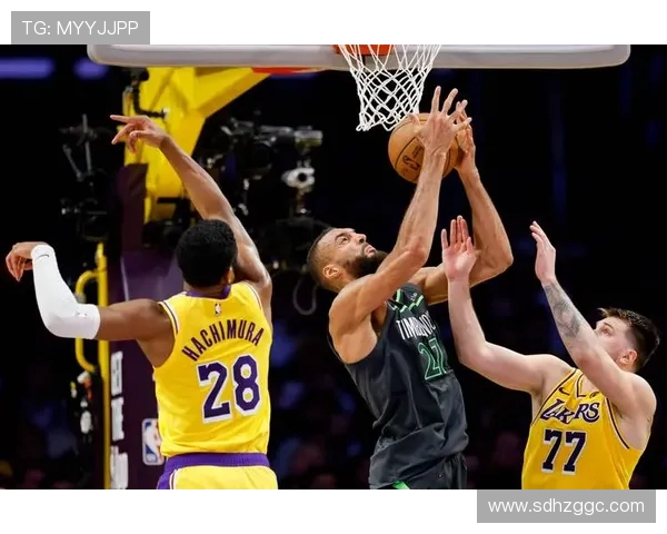 湖人横扫森林狼东契奇里夫斯爆发